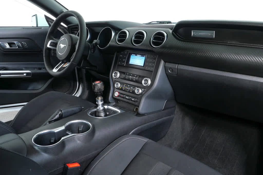Used 2019 Ford Mustang Coupe image 14