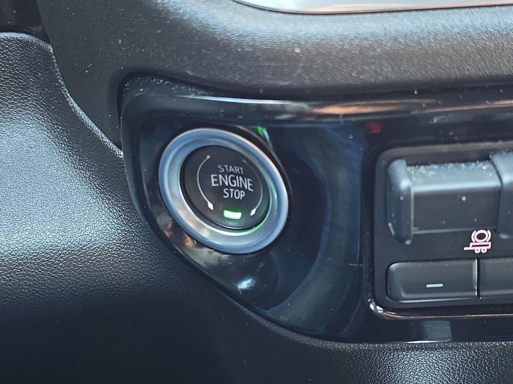 Certified 2024 Chevrolet Silverado 1500 High Country image 30