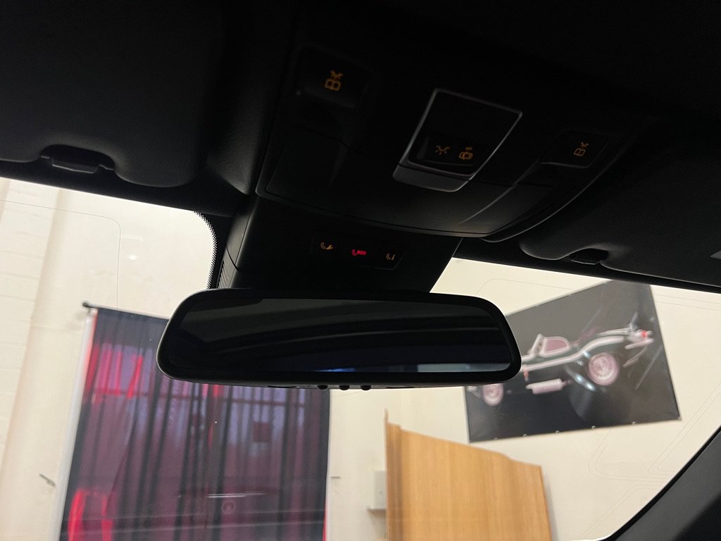 Used 2013 Mercedes-Benz SL 550 w/ Premium Pkg image 40