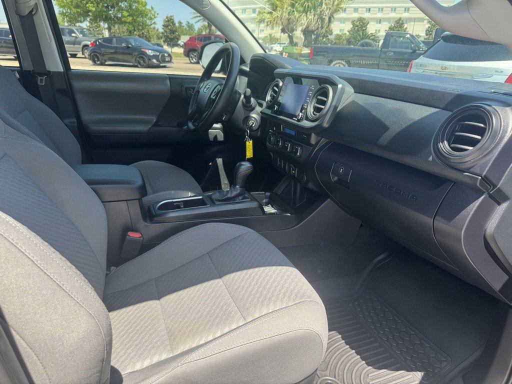 Used 2022 Toyota Tacoma SR5 image 11