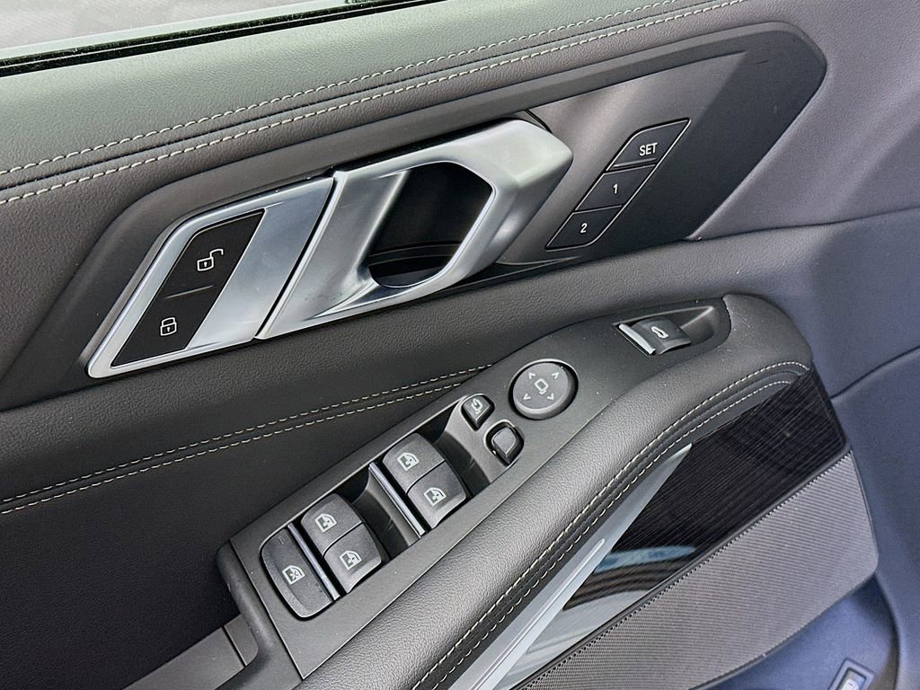 New 2026 BMW X5 xDrive50e image 23