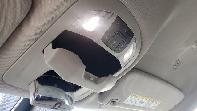 Certified 2023 Chrysler Pacifica Touring-L AWD/4WD image 20