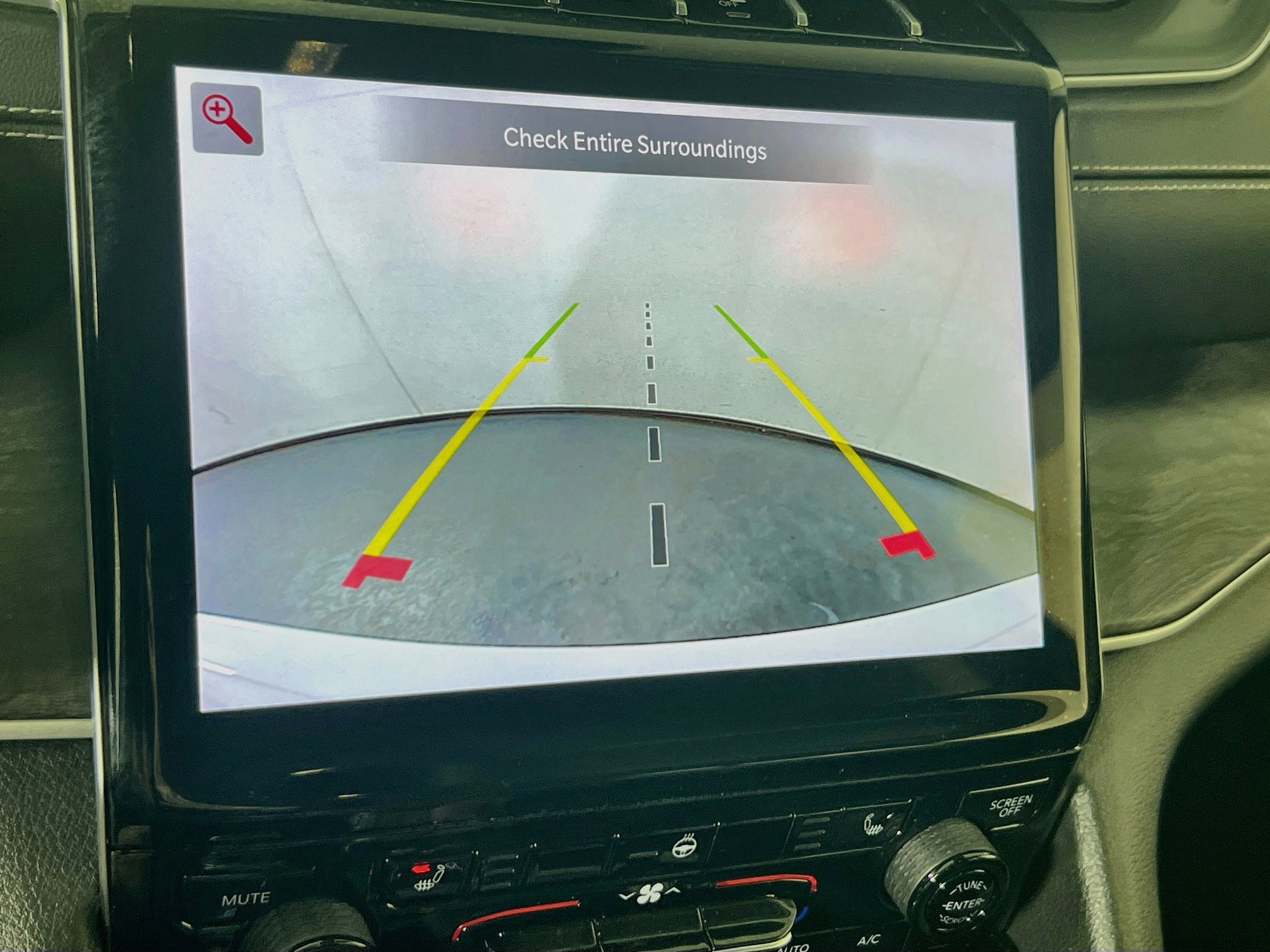 Used 2023 Jeep Grand Cherokee Limited image 14