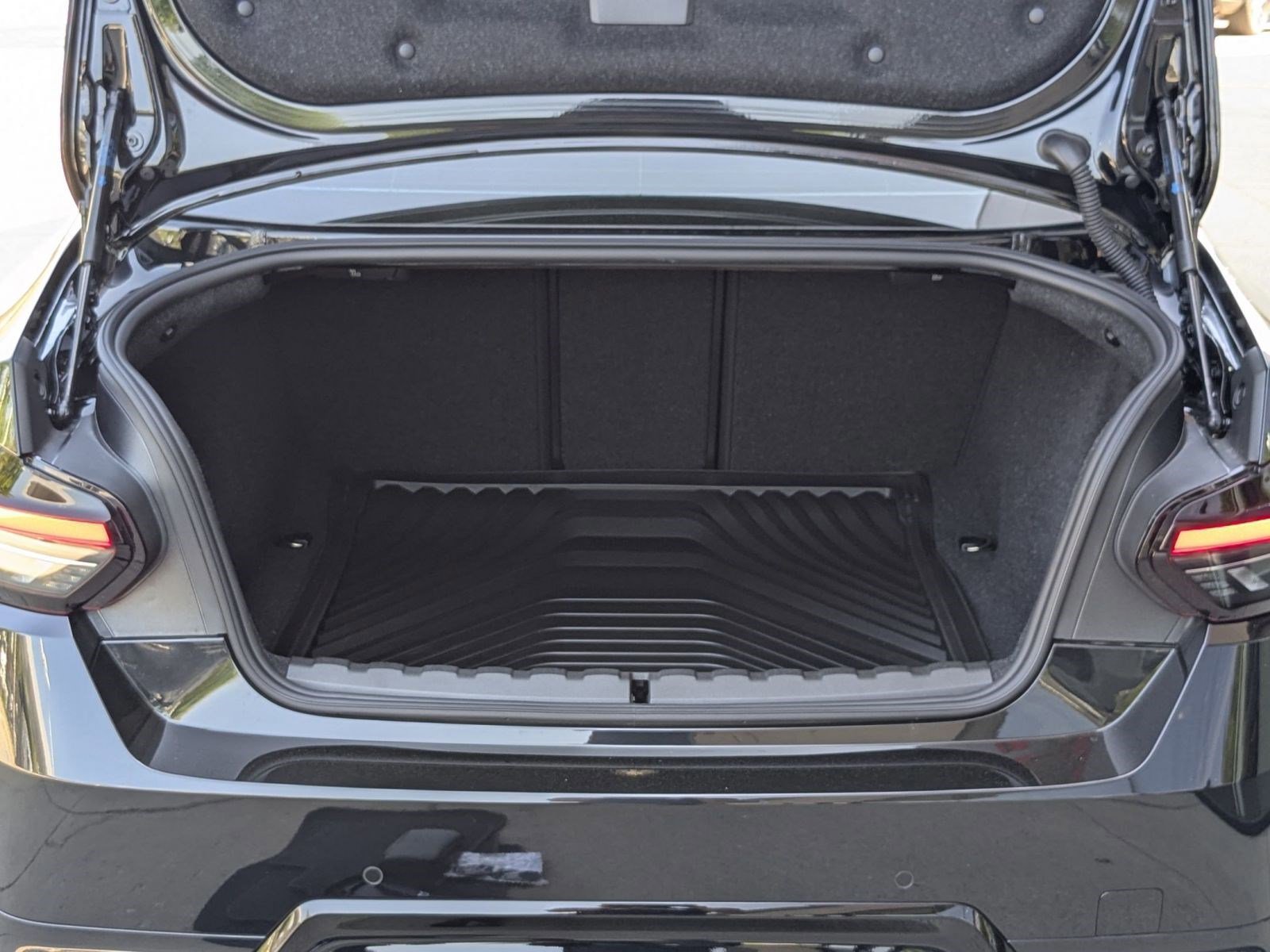 Used 2025 BMW M240i Coupe w/ Premium Package image 21