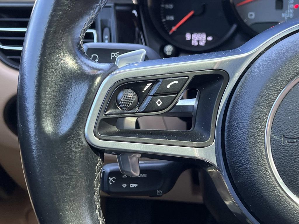 Used 2019 Porsche Macan S image 23