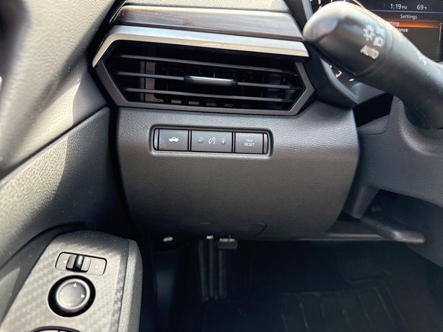 Used 2024 Nissan Altima 2.5 SV image 20