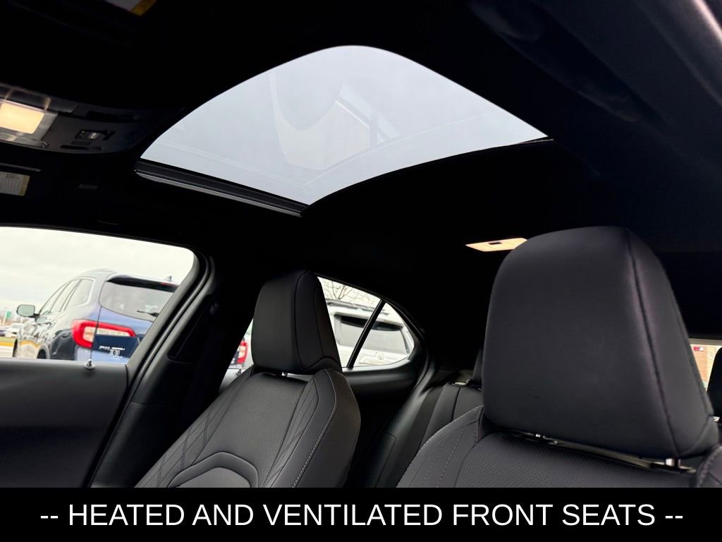 Used 2023 Lexus UX 250h 250h Premium image 7