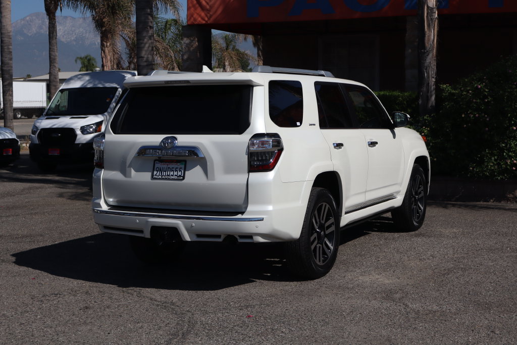 Used 2018 Toyota 4Runner Limited AWD/4WD image 9