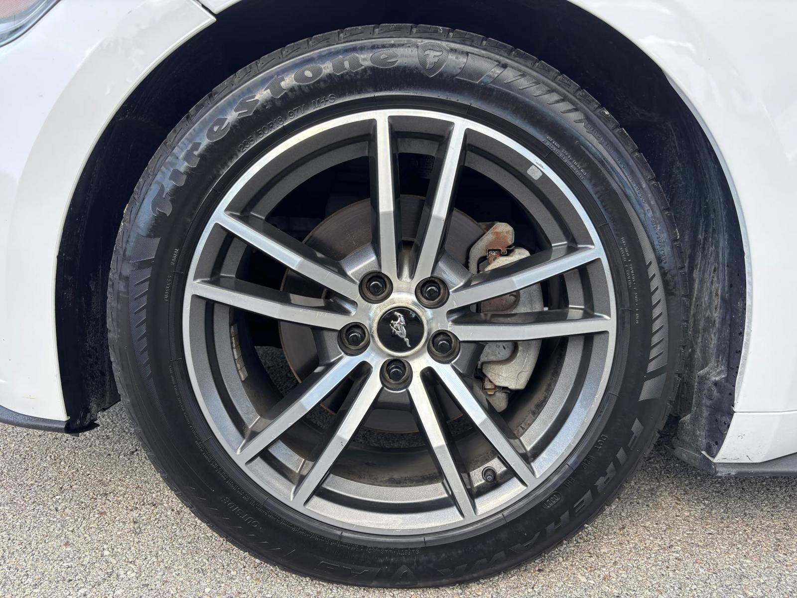 Used 2016 Ford Mustang Premium image 35