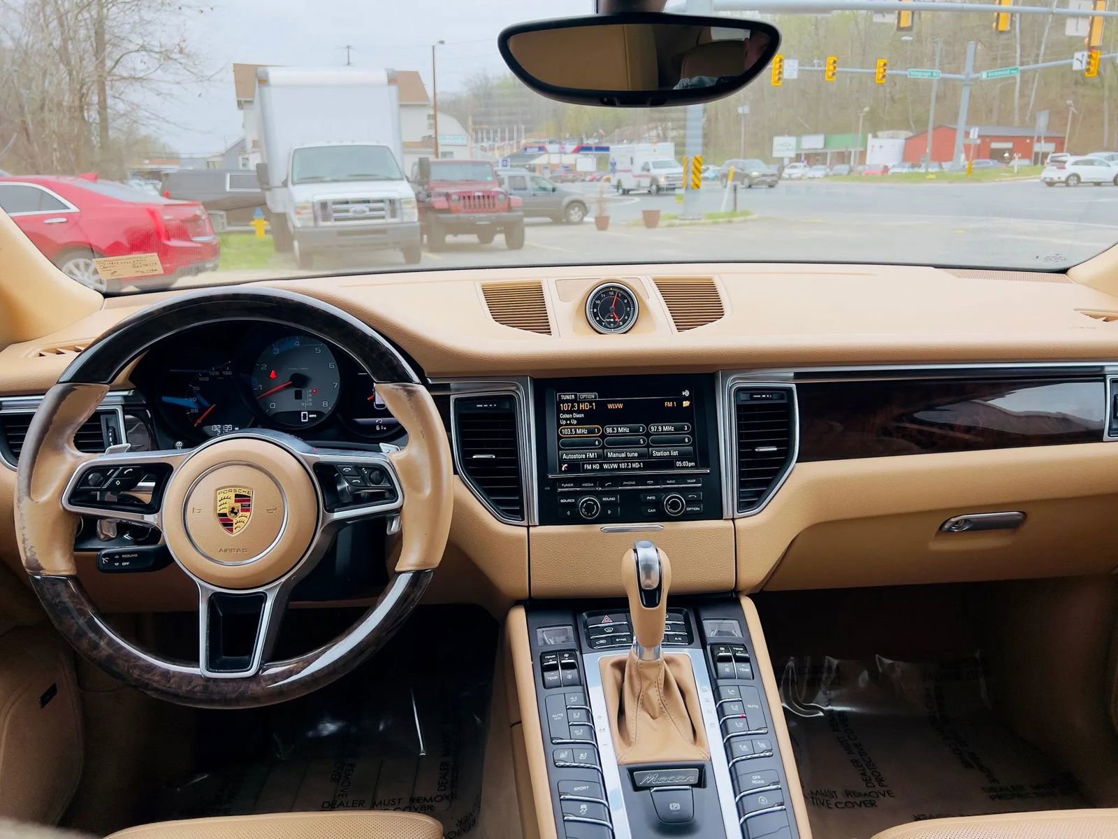 Used 2016 Porsche Macan S image 21