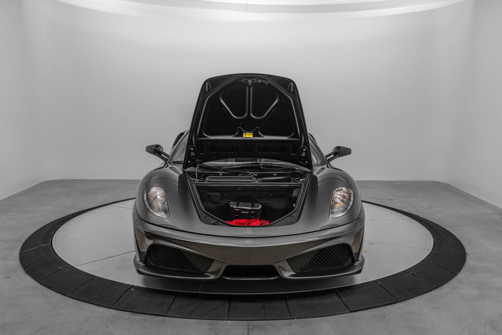 Used 2009 Ferrari F430 Scuderia RWD image 23