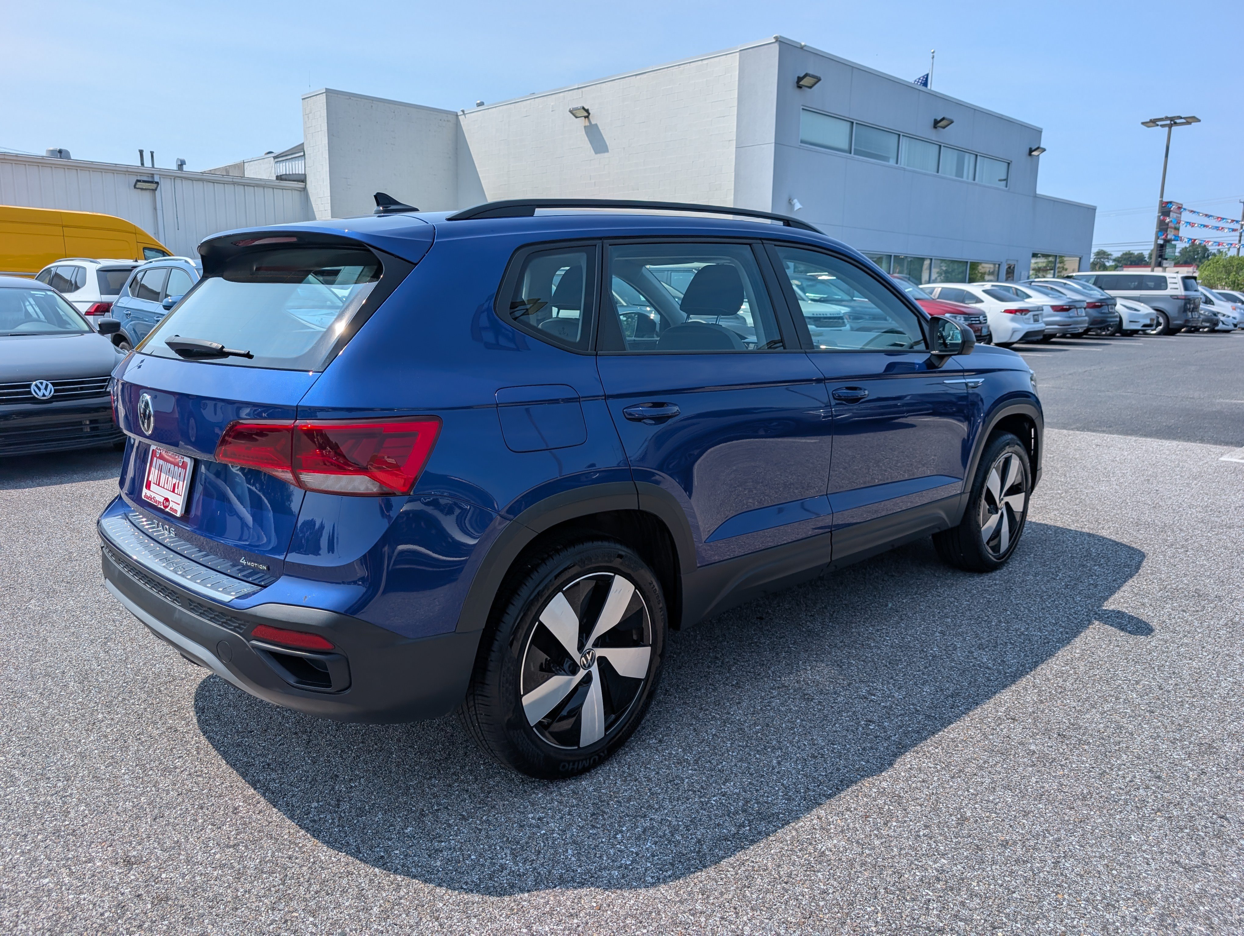 Used 2023 Volkswagen Taos S w/ Driver Assistance Package AWD/4WD image 3