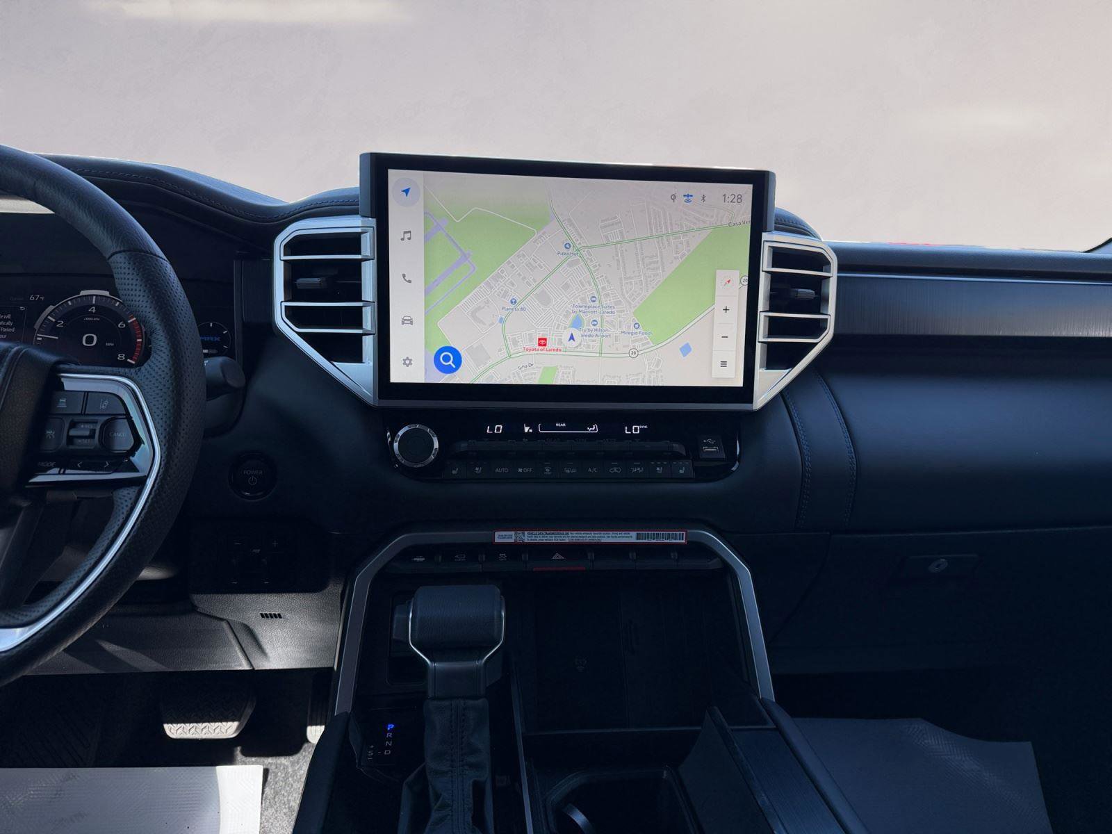 Used 2025 Toyota Sequoia Platinum image 11