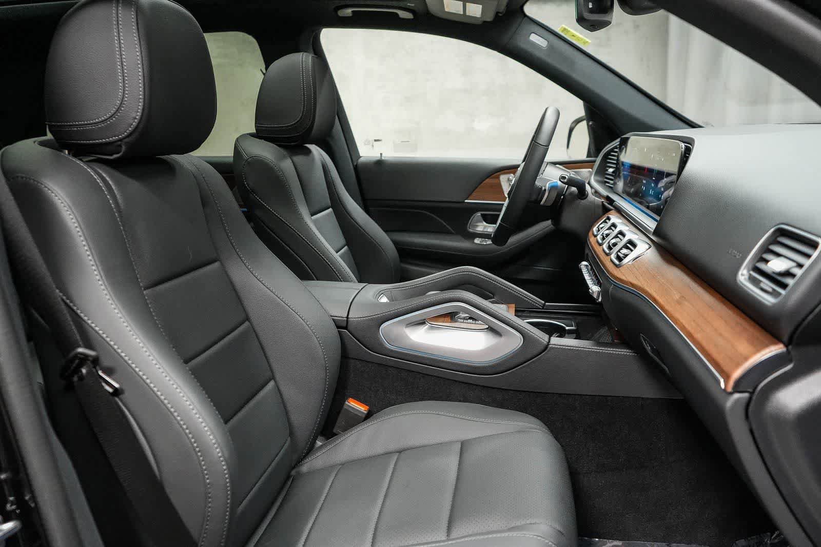 Used 2025 Mercedes-Benz GLE 450 4MATIC image 16