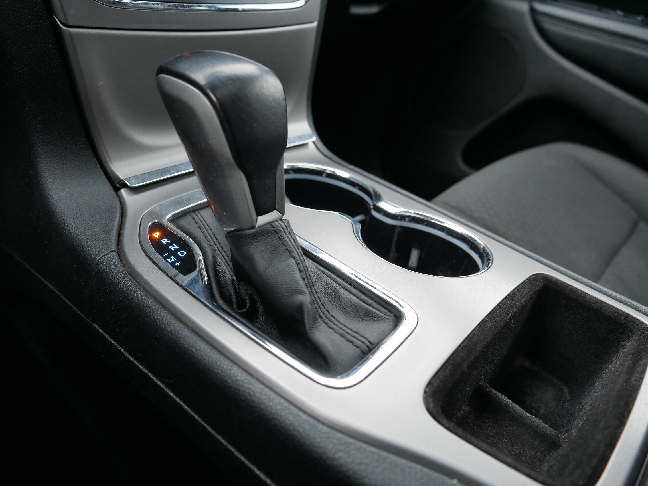 Used 2021 Jeep Grand Cherokee Laredo image 24