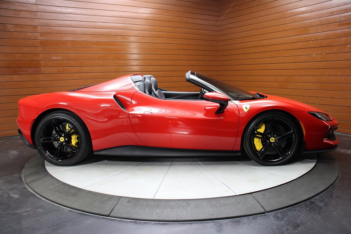 Used 2025 Ferrari 296 GTS image 64