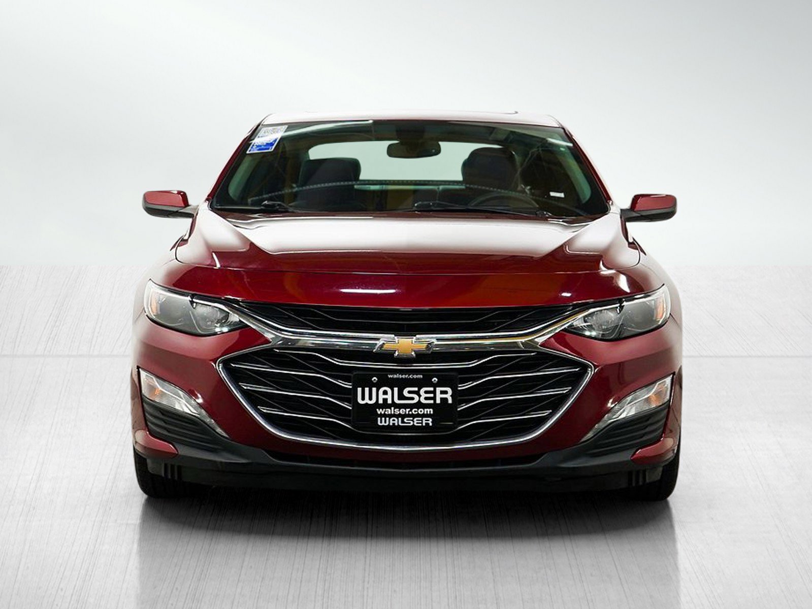 Used 2019 Chevrolet Malibu LT w/ Leather Package FWD image 8