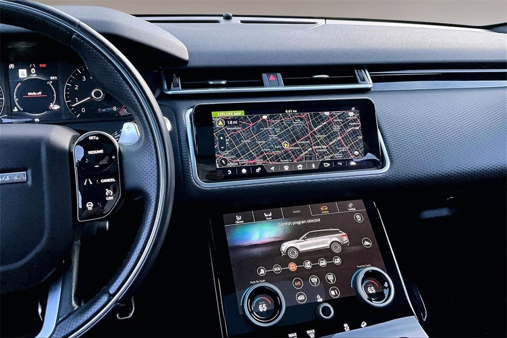 Used 2020 Land Rover Range Rover Velar R-Dynamic S image 9