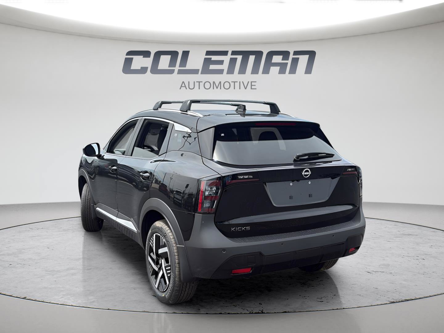 New 2026 Nissan Kicks SV w/ Cold Weather Package FWD image 3