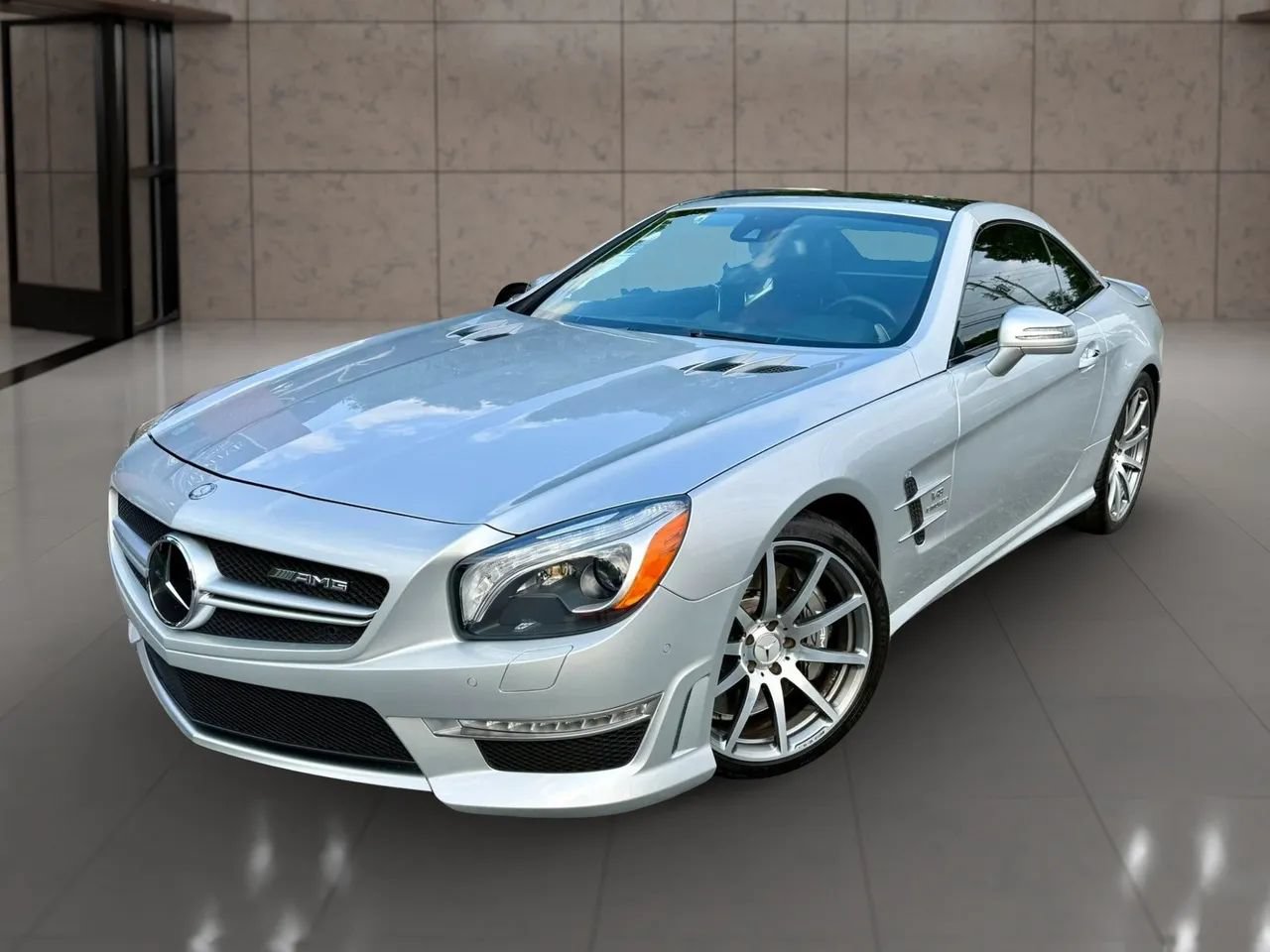 Used 2013 Mercedes-Benz SL 63 AMG w/ Premium Pkg image 2