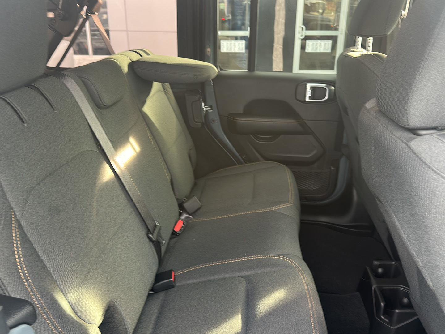 Used 2024 Jeep Wrangler Sahara image 8