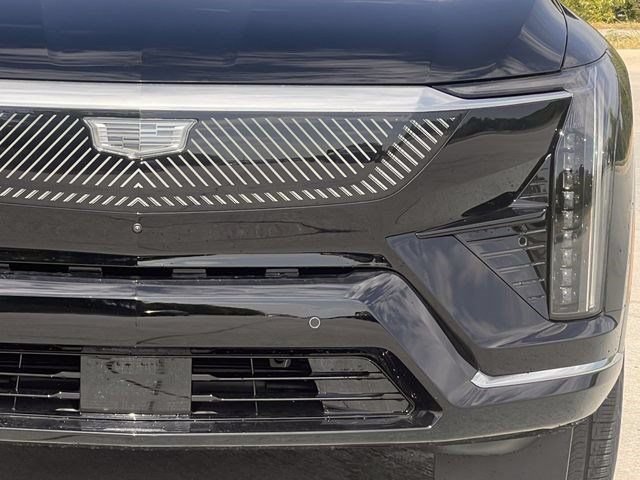 New 2027 Cadillac Optiq Premium Luxury AWD/4WD image 8