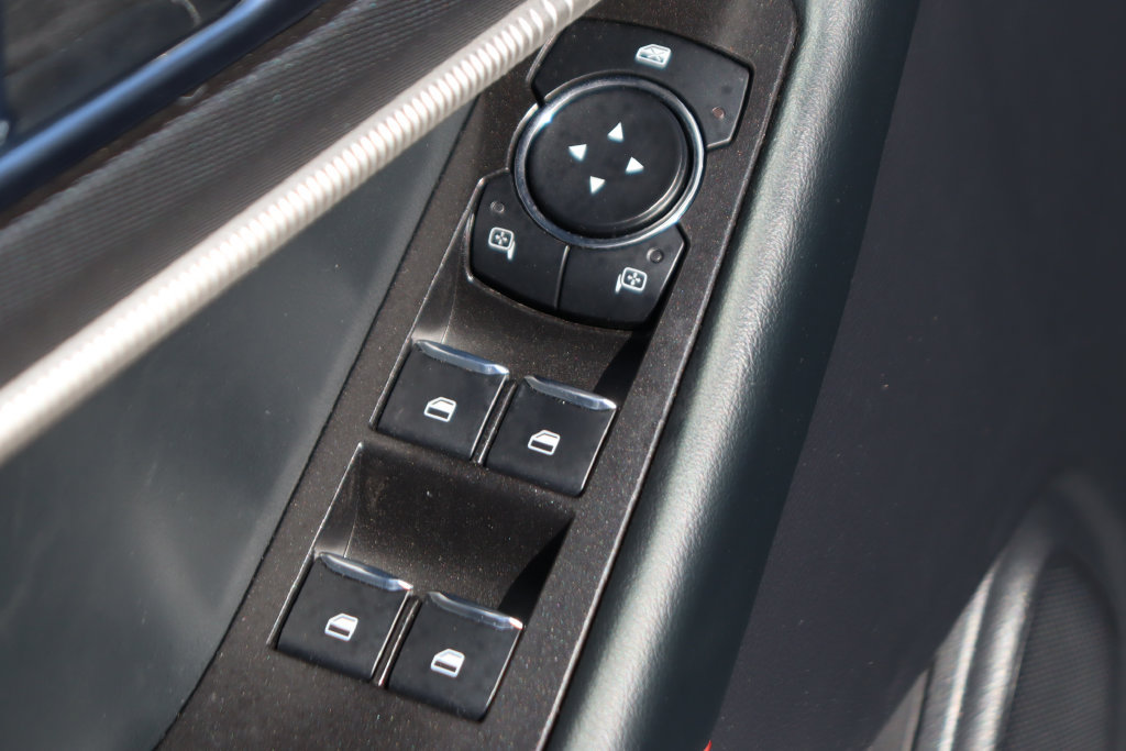 Used 2026 Ford Explorer ST-Line w/ ST-Line Street Pack AWD/4WD image 19
