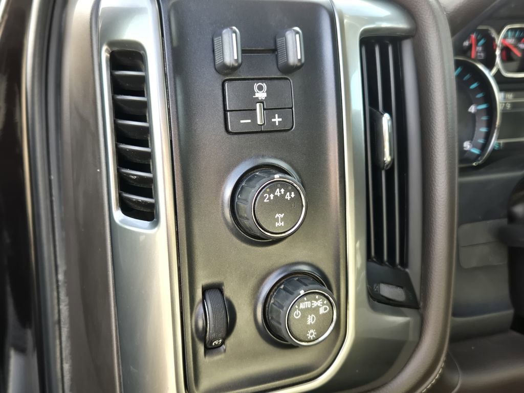 Used 2018 Chevrolet Silverado 2500 LTZ w/ Duramax Plus Package image 24