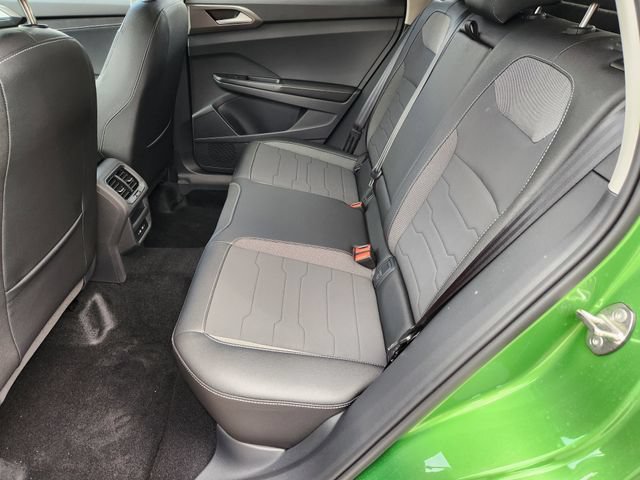 New 2026 Volkswagen Taos SE AWD/4WD image 28
