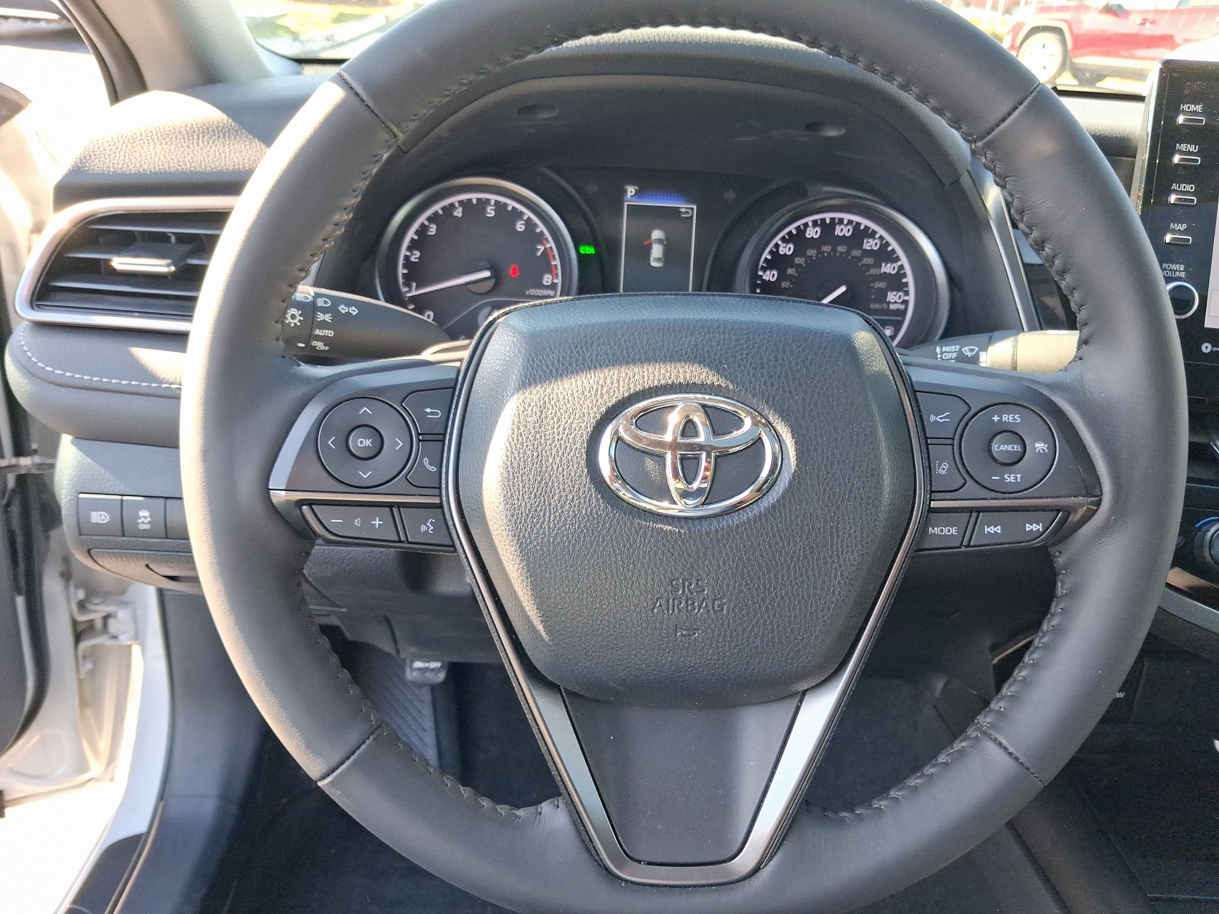 Used 2024 Toyota Camry SE w/ Cold Weather Package FWD image 21