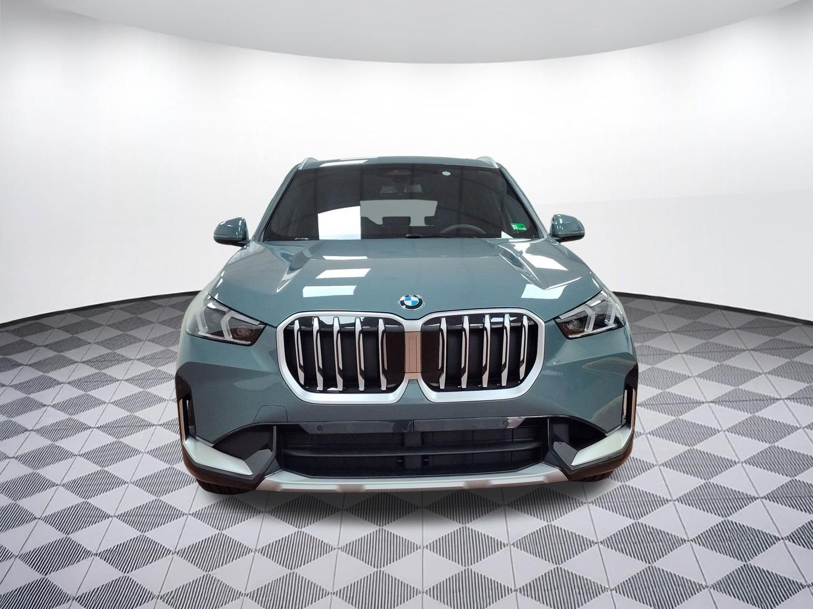 Certified 2025 BMW X1 xDrive28i w/ Convenience Package AWD/4WD image 6