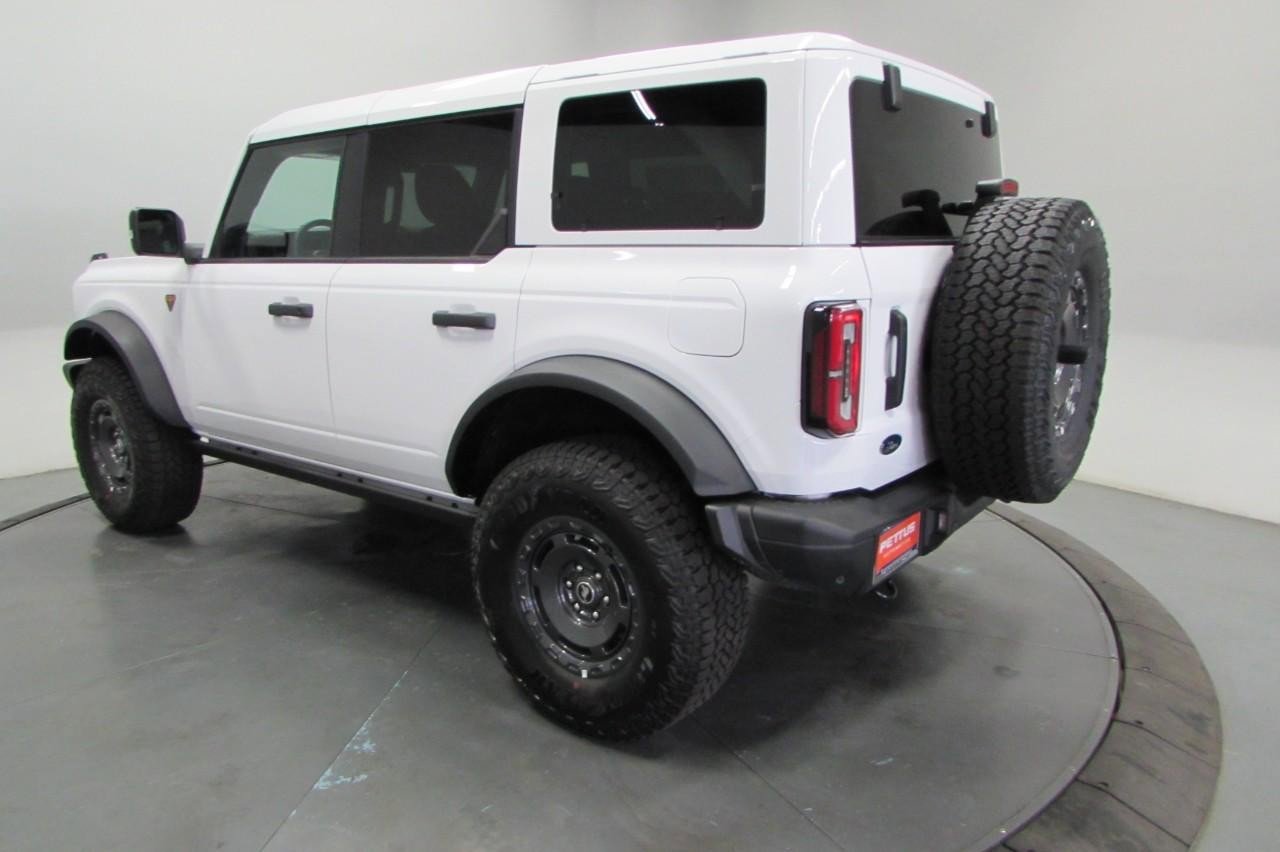 New 2025 Ford Bronco Badlands image 6