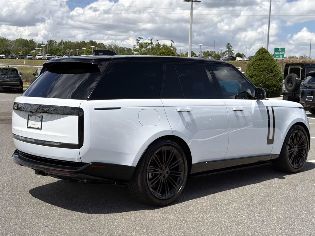 New 2026 Land Rover Range Rover SE AWD/4WD image 5