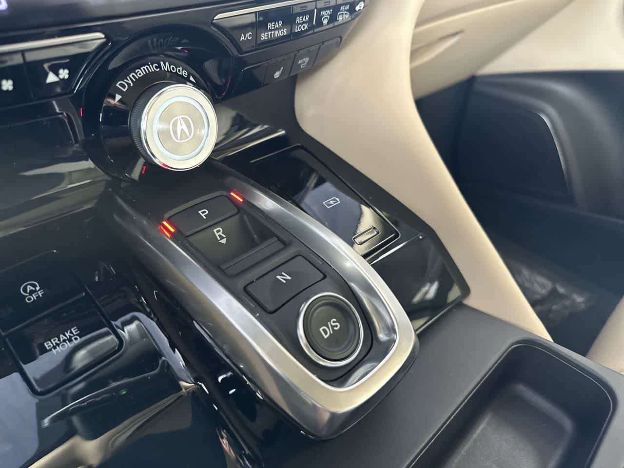 Used 2025 Acura MDX w/ Technology Package FWD image 21