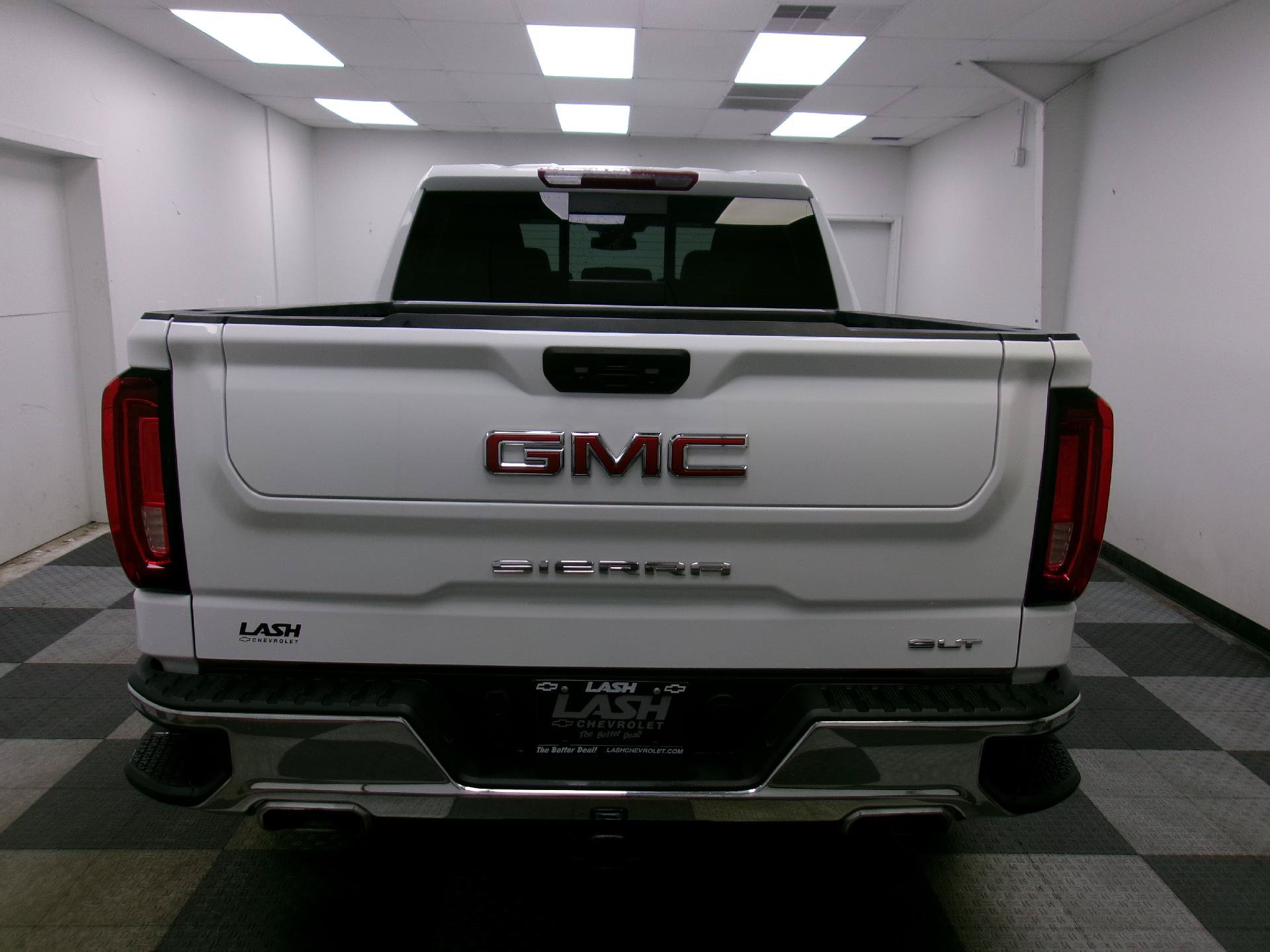 Used 2023 GMC Sierra 1500 SLT w/ SLT Premium Package AWD/4WD image 15