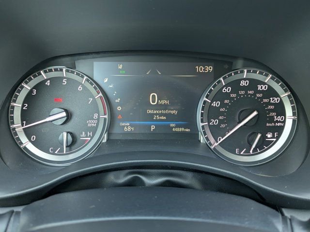 Used 2022 Toyota Highlander XLE AWD/4WD image 24