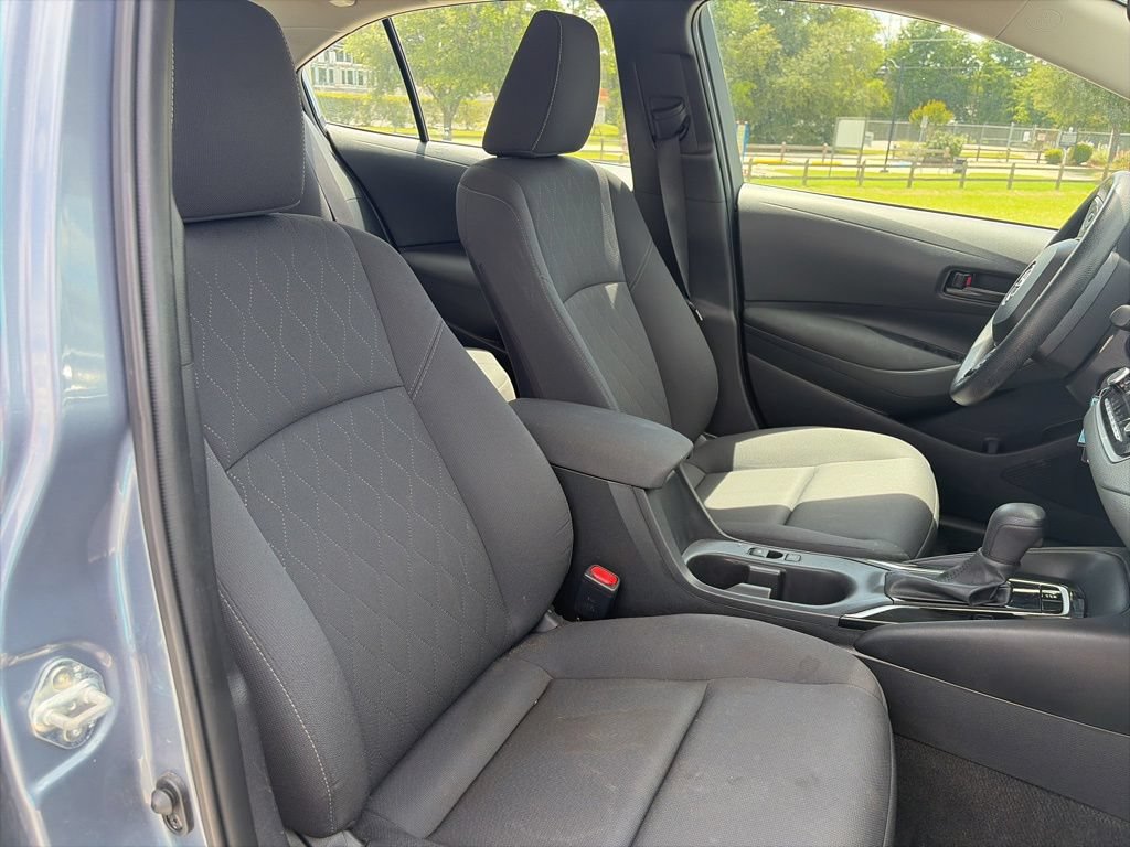 Used 2024 Toyota Corolla LE FWD image 11