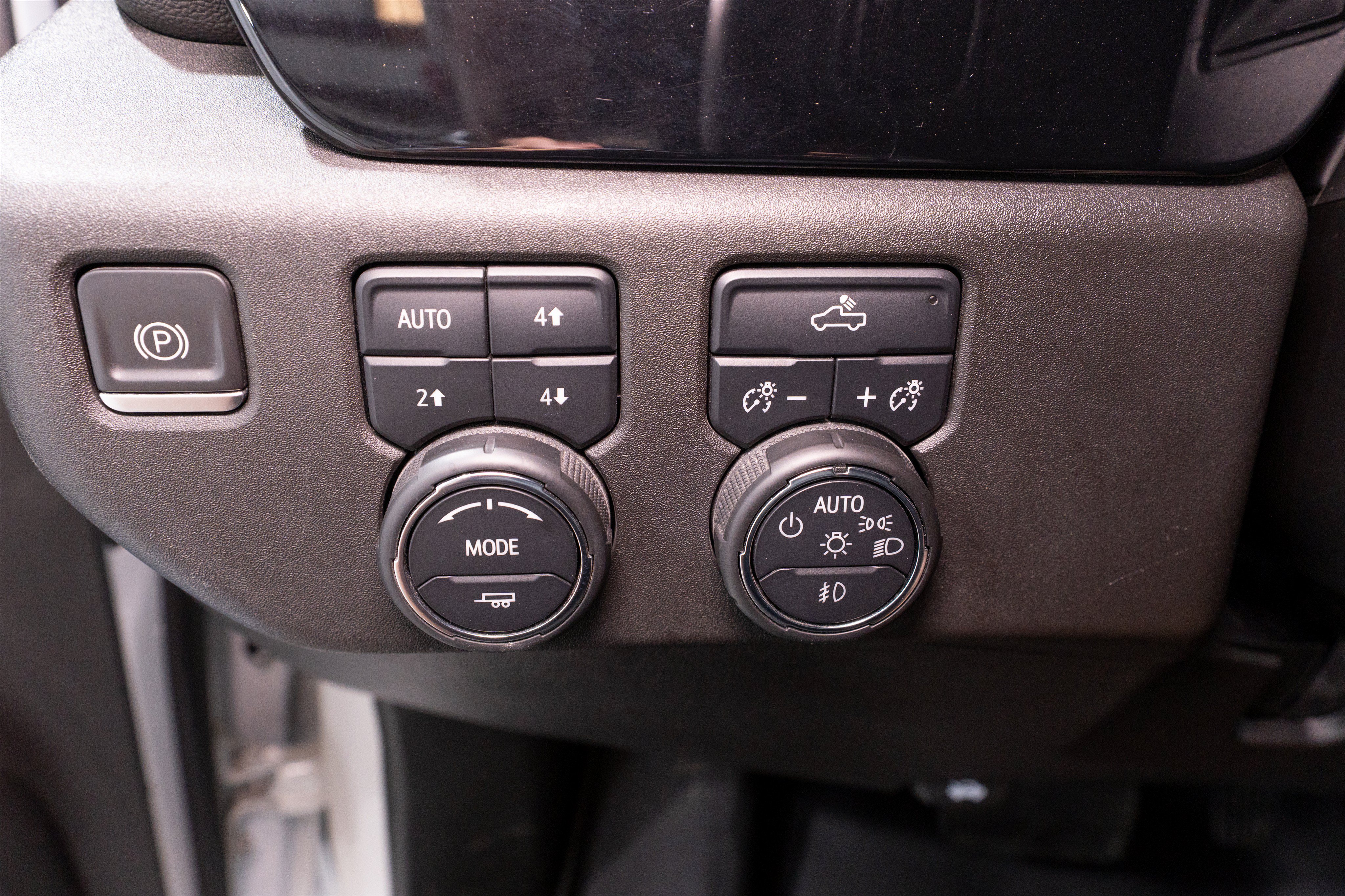 Used 2023 Chevrolet Silverado 1500 RST w/ Convenience Package II AWD/4WD image 29