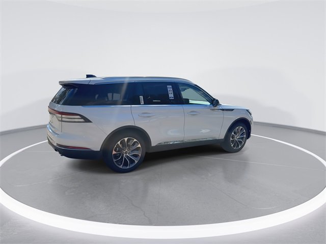 New 2026 Lincoln Aviator Reserve w/ Luxury Package image 8