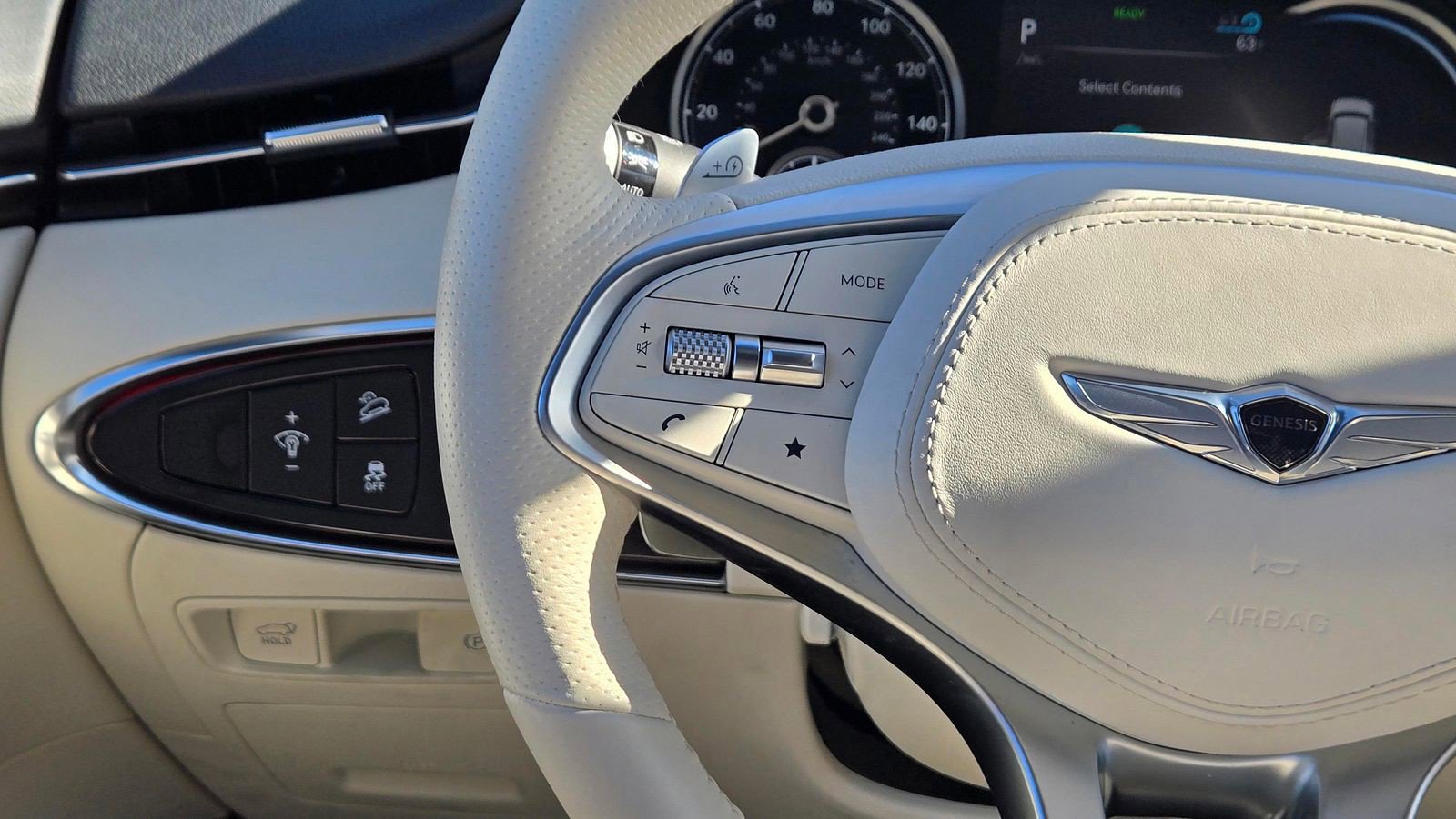 Used 2025 Genesis Electrified GV70 Advanced image 12