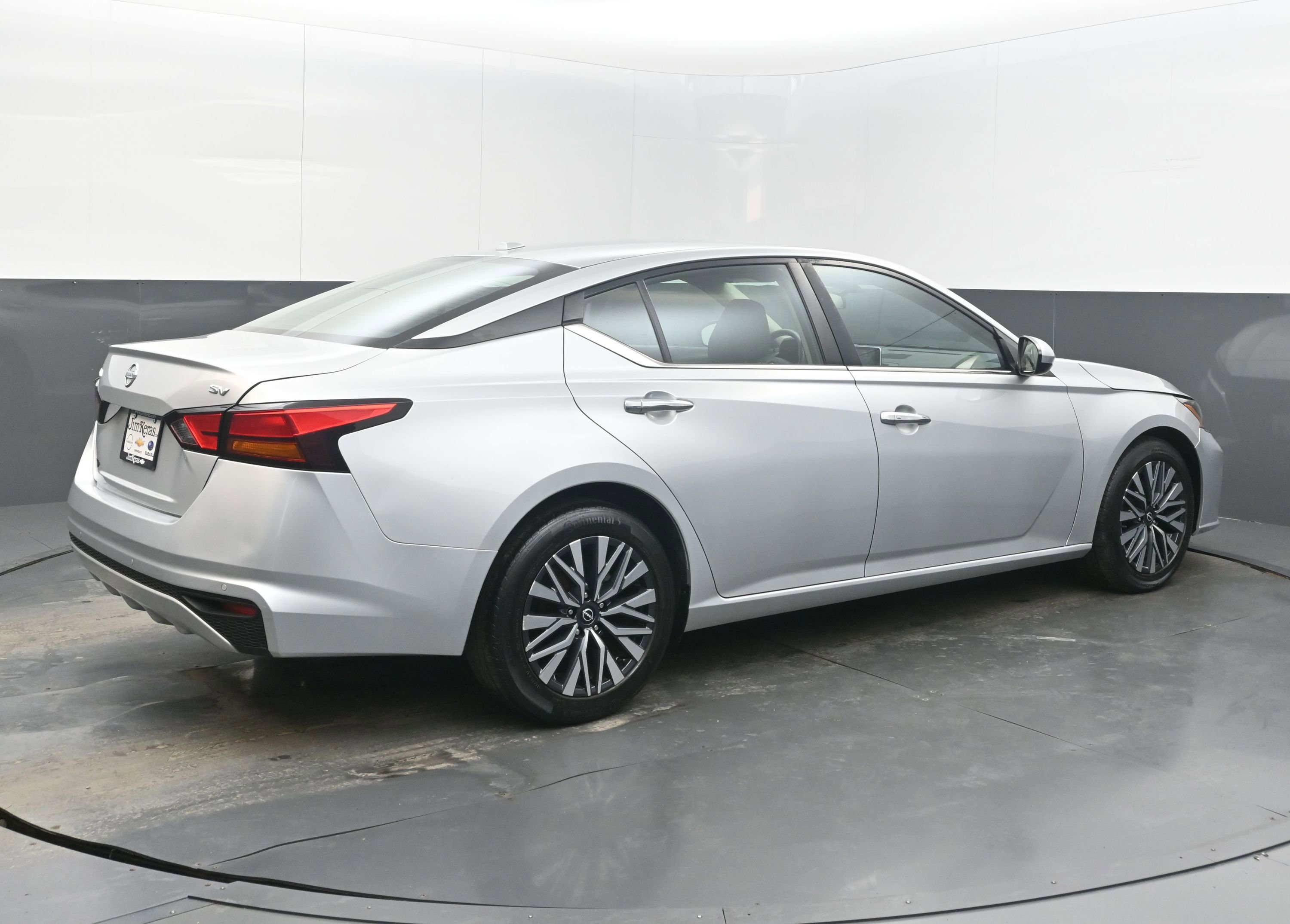 Used 2023 Nissan Altima 2.5 SV image 9