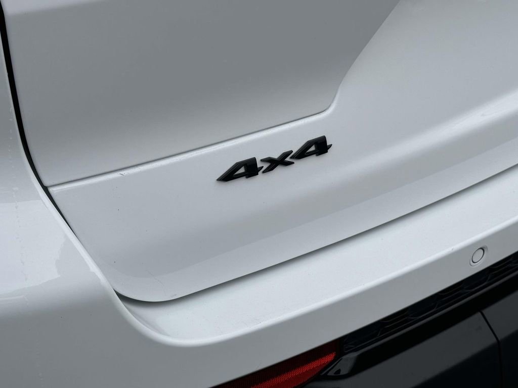 Certified 2023 Jeep Grand Cherokee L Laredo image 10