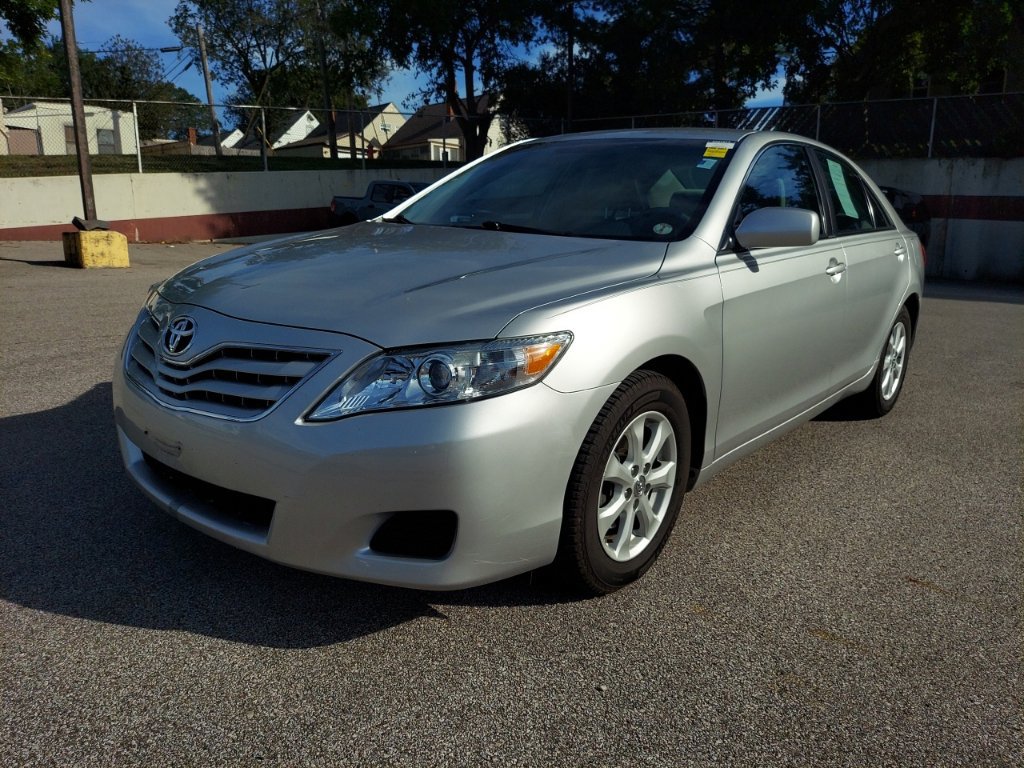 Used 2011 Toyota Camry LE w/ LE Extra-Value Pkg