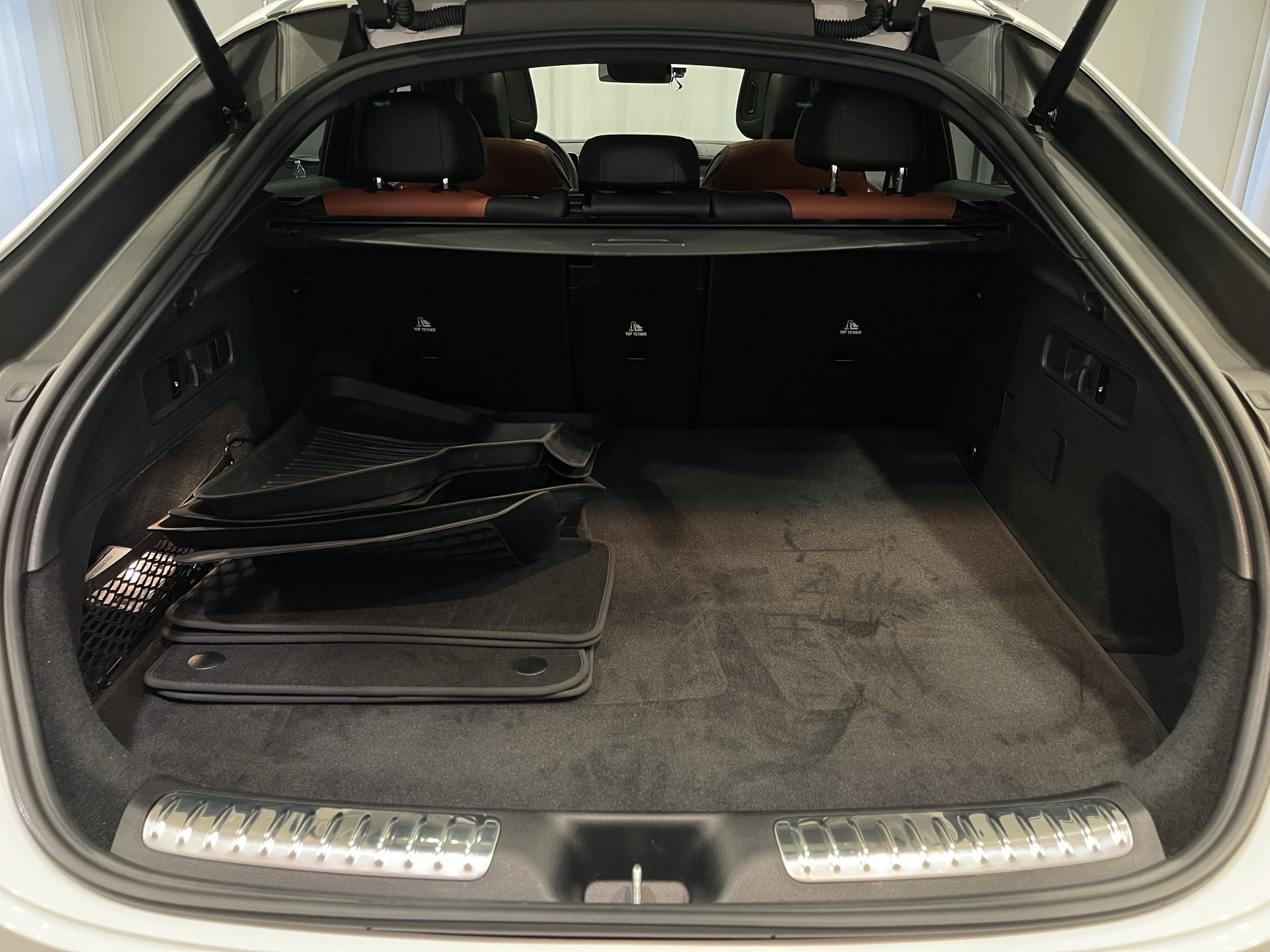 Used 2024 Mercedes-Benz GLC 300 4MATIC image 27