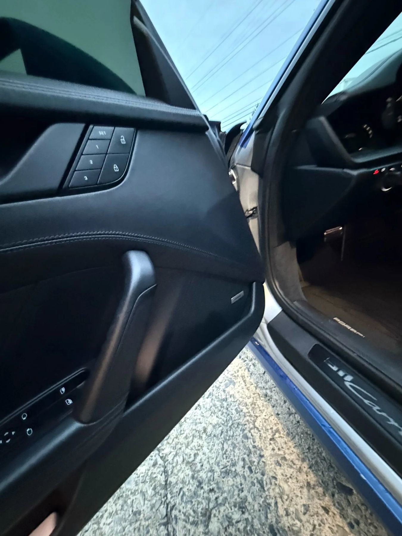 Used 2022 Porsche 911 Carrera 4 GTS image 25