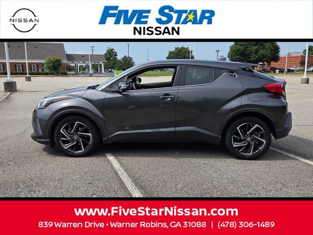 Used 2021 Toyota C-HR Limited FWD image 4