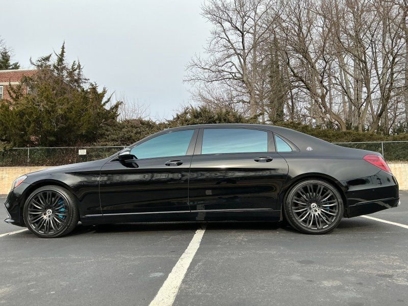 Used 2018 Mercedes-Benz Maybach S 560 4MATIC image 2