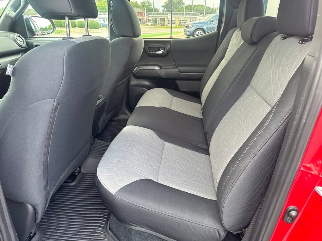 Used 2023 Toyota Tacoma TRD Off-Road AWD/4WD image 29