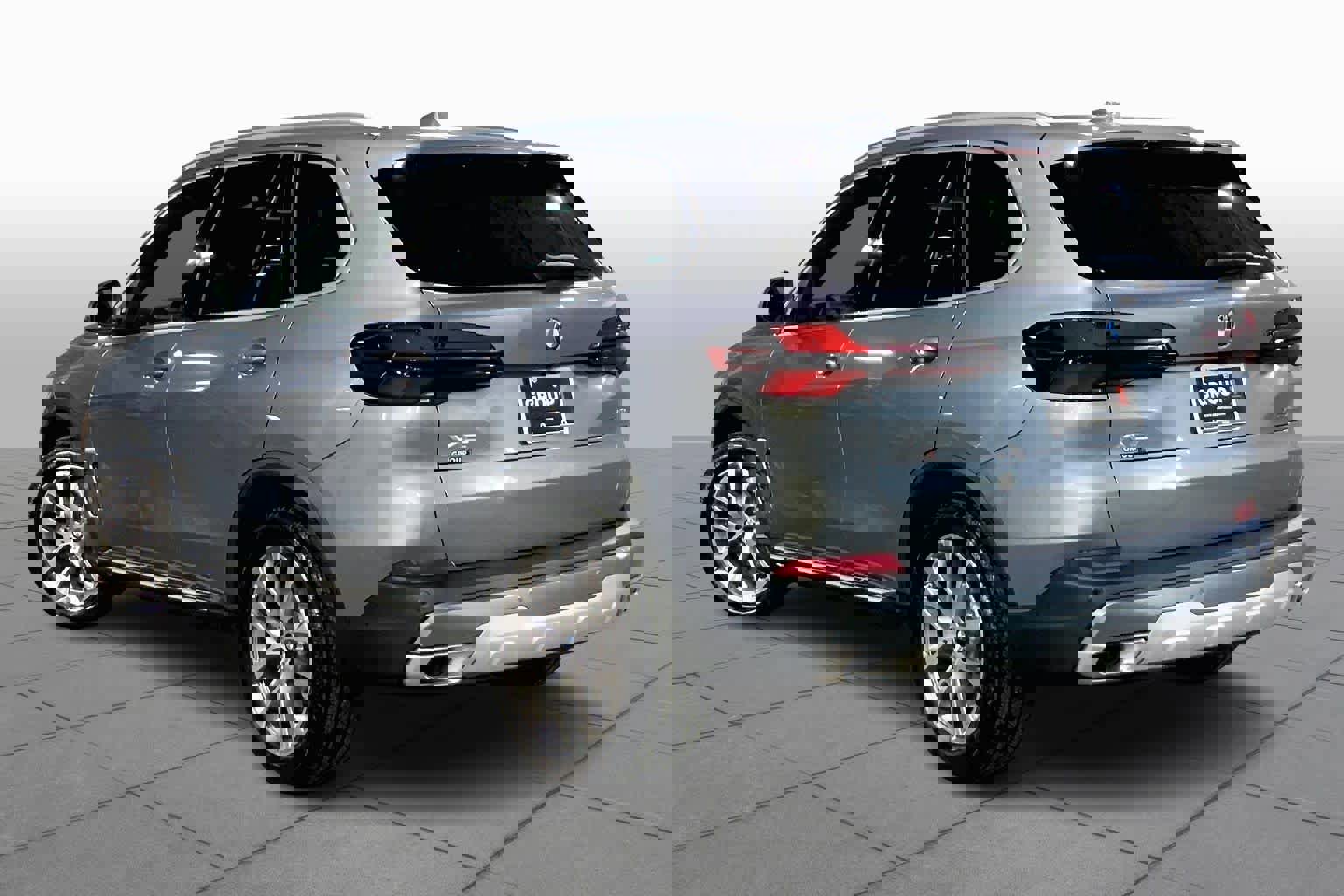 Used 2024 BMW X5 xDrive40i w/ Premium Package image 12