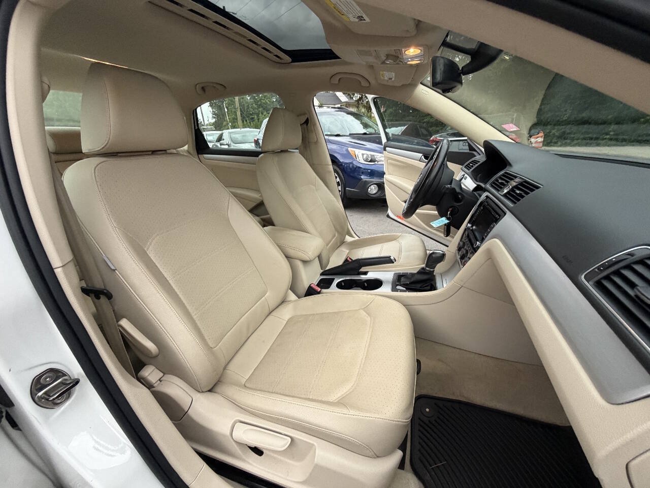 Used 2013 Volkswagen Passat 2.5 SE FWD image 14